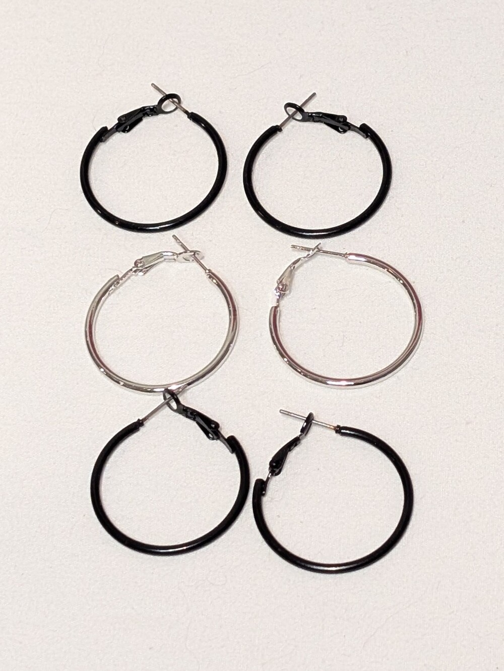 NWOT 3 Pairs Hoop Earrings